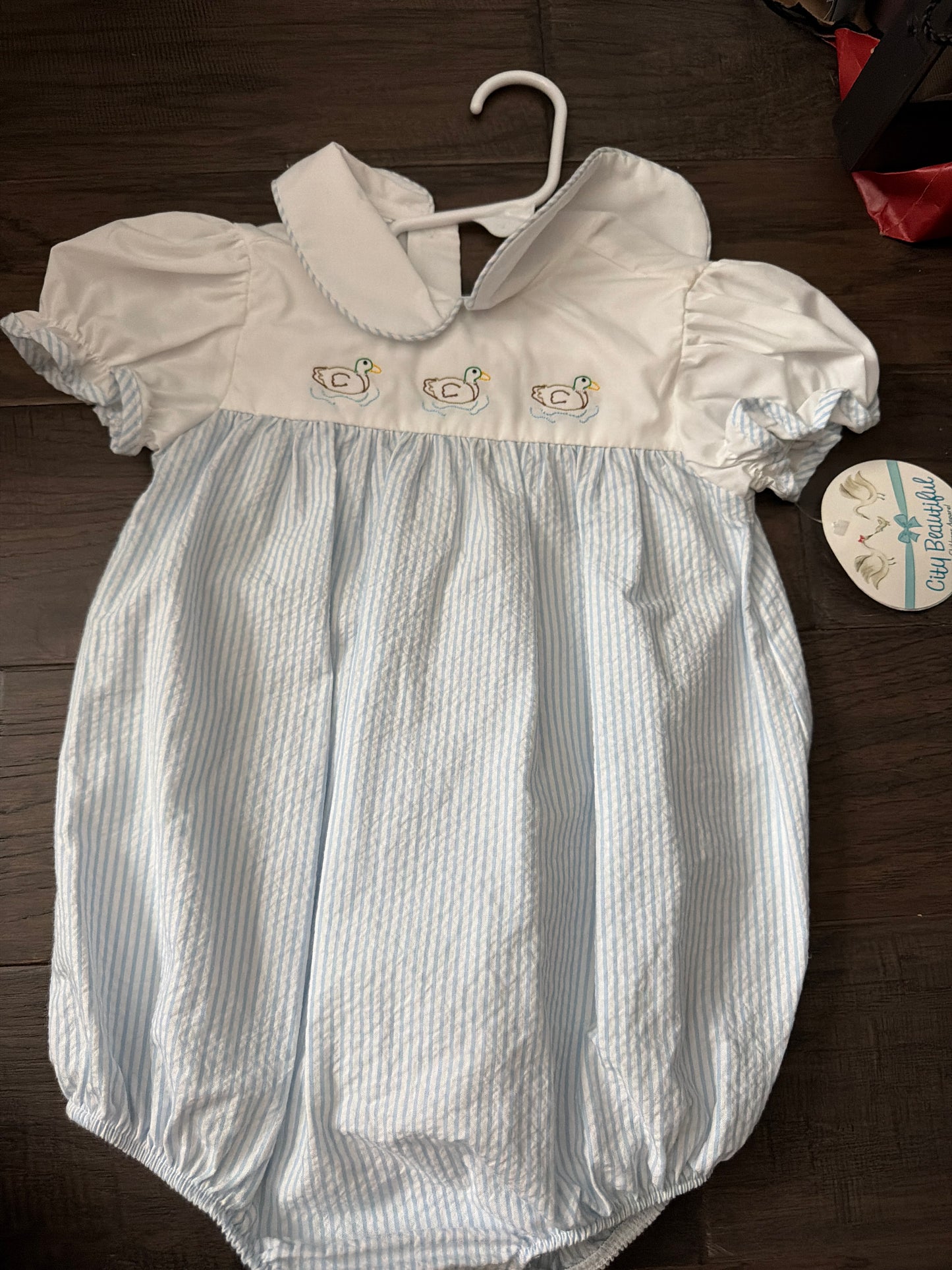 Sample Mallard Embroidery Girl Bubble